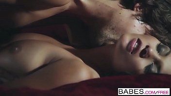 play Sex and hardcore xxx with a sexy pussy