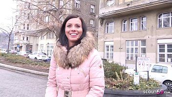 Odtwórz vichy przyjaciel śpiewał agatycznie publicznie i penetrował na żywo