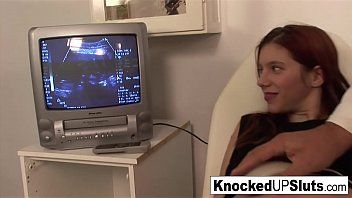 Riproduci Bellissimi film porno con una donna incinta penetrata da un medico