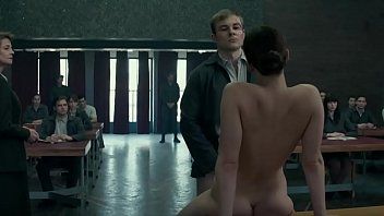 Redă Sex in public in sala de judecata face sex o bruneta cu cur mare