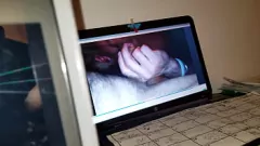 play Amateur hausgemachtes Hardcore-Pissloch-Schauminjektions-Verifizierungsvideo