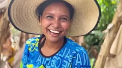 play Mollige Latina buurman geeft pijpbeurt voor nieuwe telefoon: sperma slikken, ballen likken, ruige seks