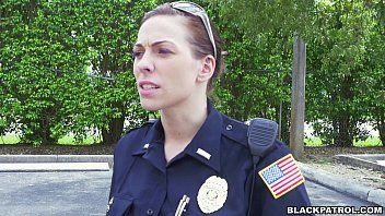 play Porn video of a mature and a police boy penetrated by a thief