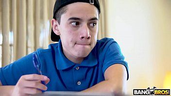 play ممارسة الجنس مع طفل xnxx يمارس الجنس مع امرأة سوداء من أفريقيا
