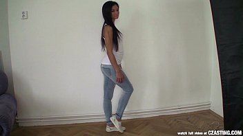 play XXX zum Casting mit einer Olteanca gibt die gefickte Probe
